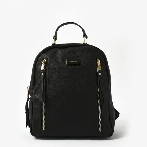 Quitria Black Backpack