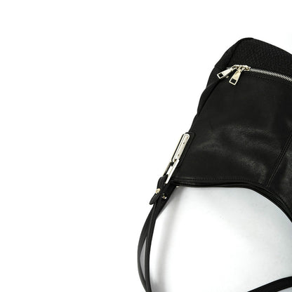 Wallet Two Handles Three divisions oleander black