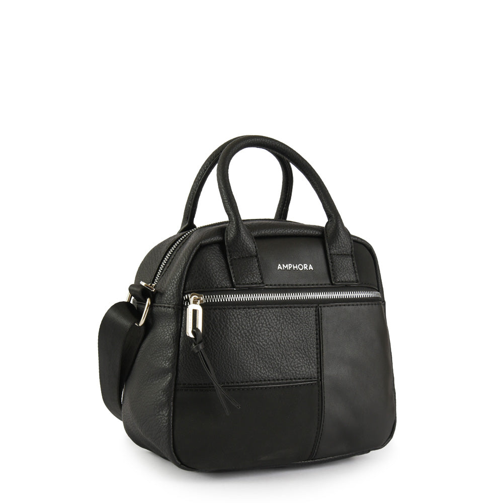 Cucuta Black Medium Crossbody Wallet