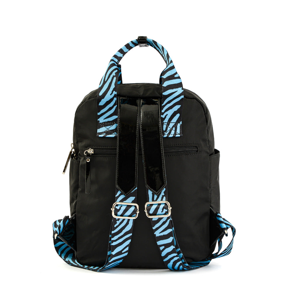 Mannu medium black backpack
