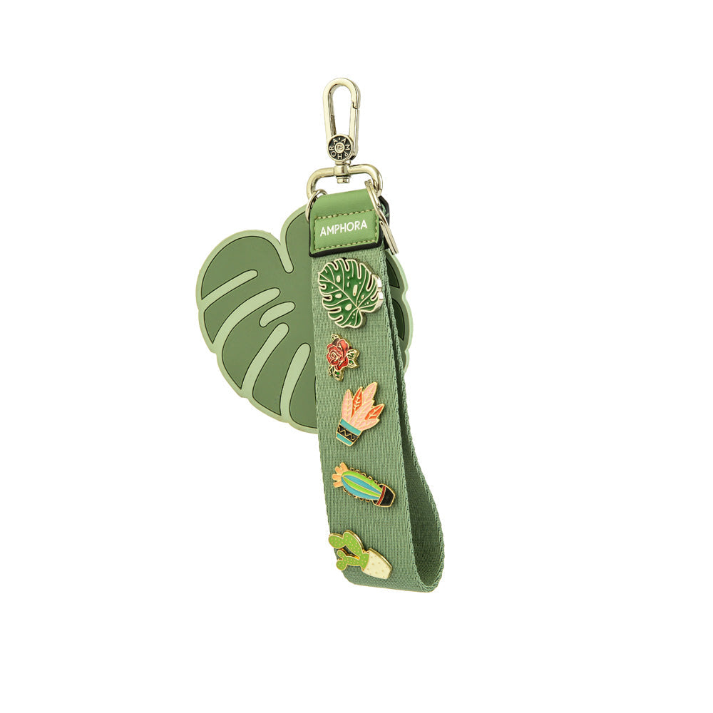 Hanging light green plants keychain