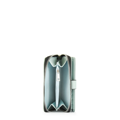 Medium Mizque Light Green Exterior Closure Wallet