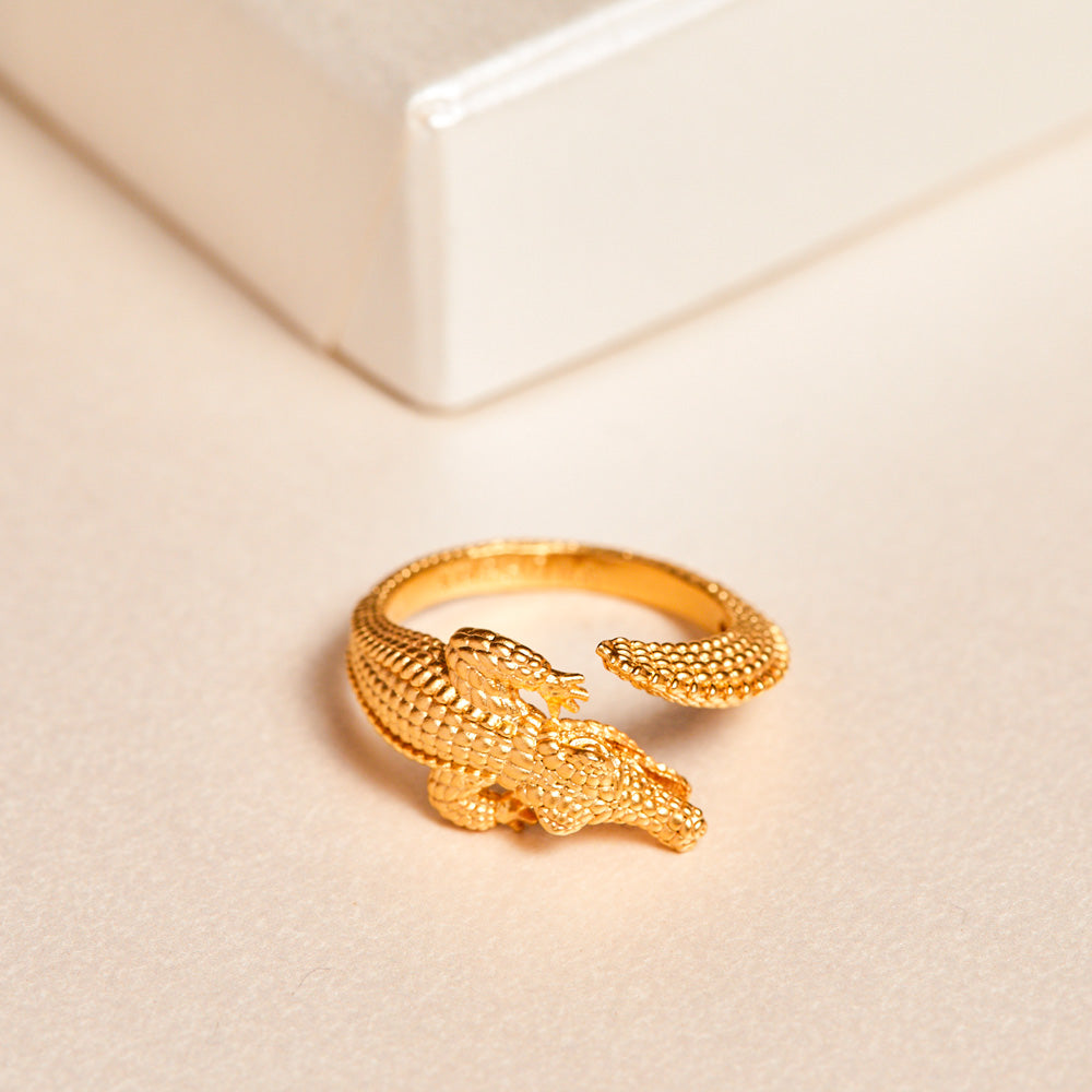 Light gold crocco ring