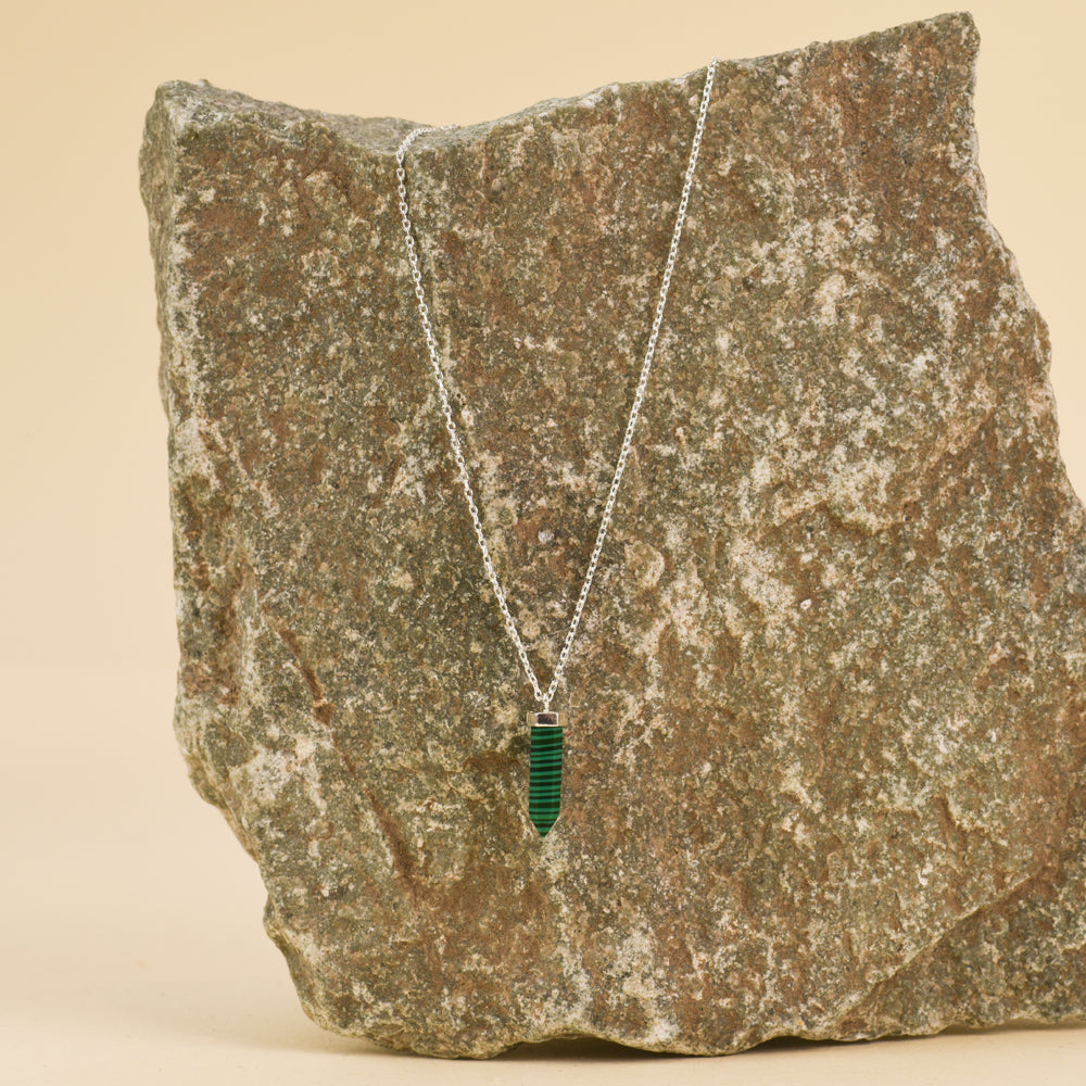 Silver malachite necklace