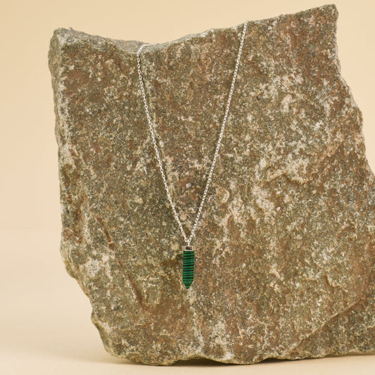 Silver malachite necklace
