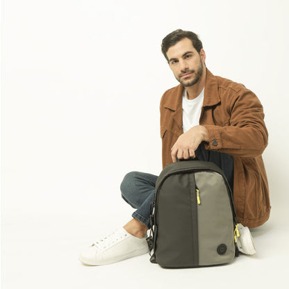 Large Samuel Black Notebook Backpack