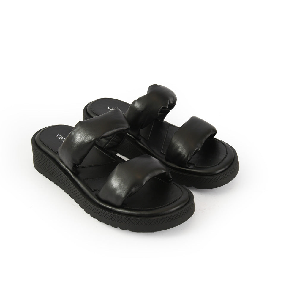 Black soul sandal