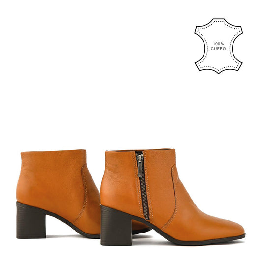 Taco coni camel boot