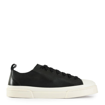 Black graziela sneaker