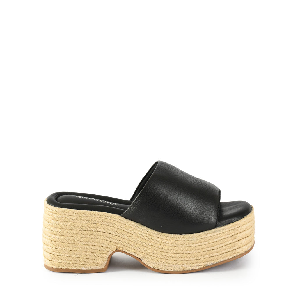 Isabela black sandal